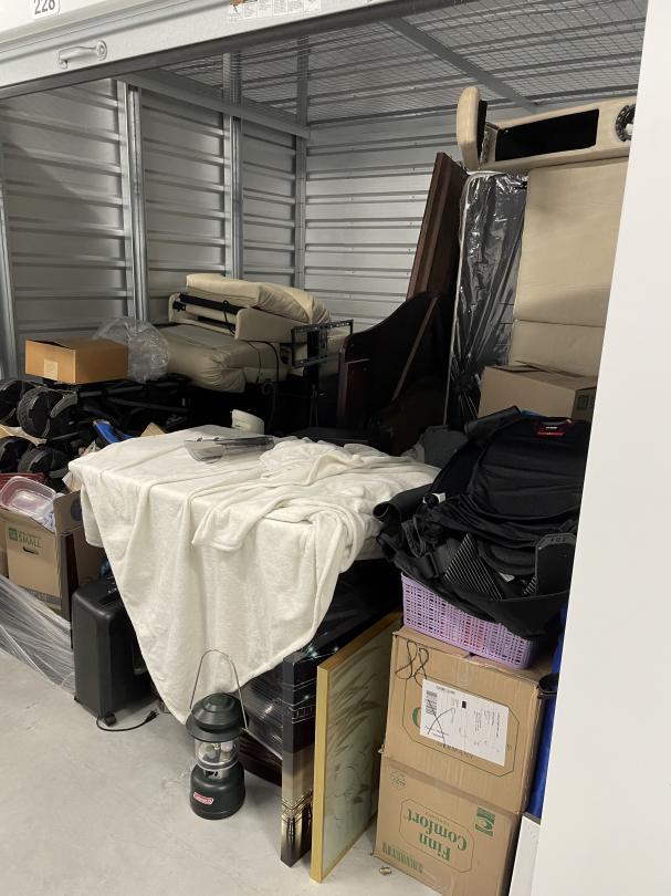 Storage Unit Auction in Bradenton, FL at Safeguard Self Storage